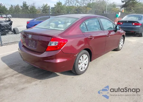 2012 Honda Civic Lx z USA, uszkodzony, nr VIN 2HGFB2F53CH572703